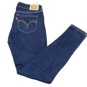 Levi 535 super skinny blue jeans, size 28. A559